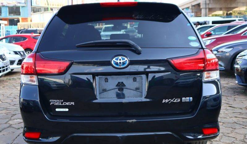 Toyota Fielder Hybrid (WXB)