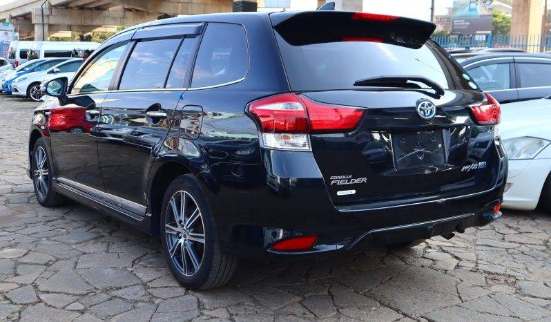 Toyota Fielder Hybrid (WXB)