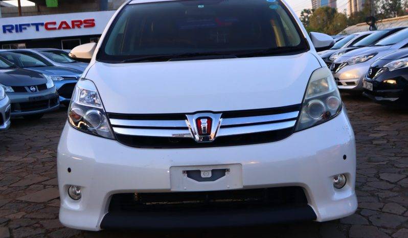 Toyota Isis Plantana